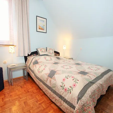 Modern With Garden Near The Petzen Area In Carinthia *