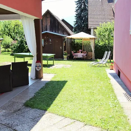 Modern With Garden Near The Petzen Area In Carinthia